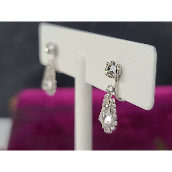 B. David Clear Rhinestone Dangling Clip-on Earrings - Picture 6 of 10